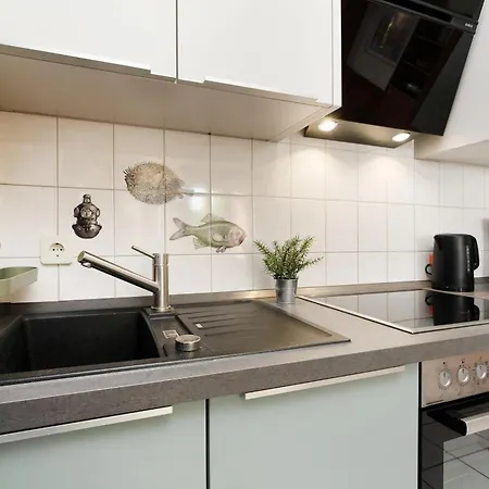 Ostsee-koje Mit Terrasse Im Kaiserhof 4 Kellenhusen