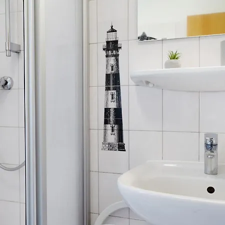 Apartment Ostsee-koje Mit Terrasse Im Kaiserhof 4 Kellenhusen