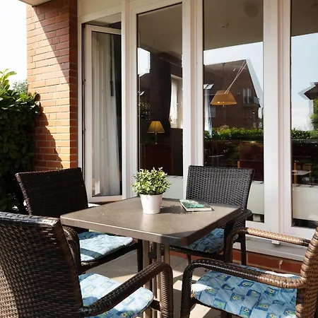 Ostsee-koje Mit Terrasse Im Kaiserhof 4 Apartment Kellenhusen